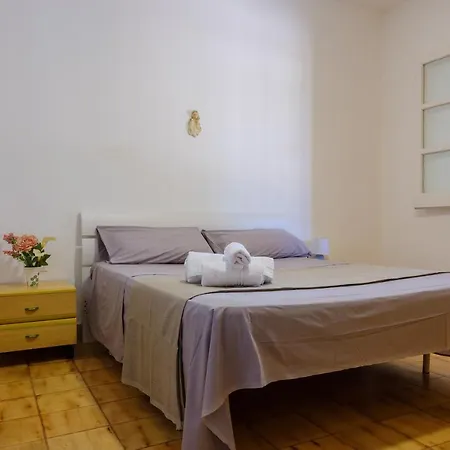 Assunta Villa