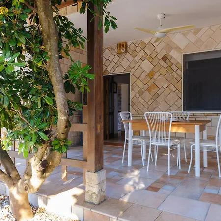 Assunta Villa